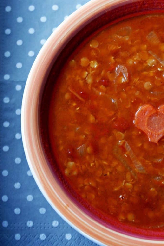 Zupa pomidorowa z czerwona soczewica